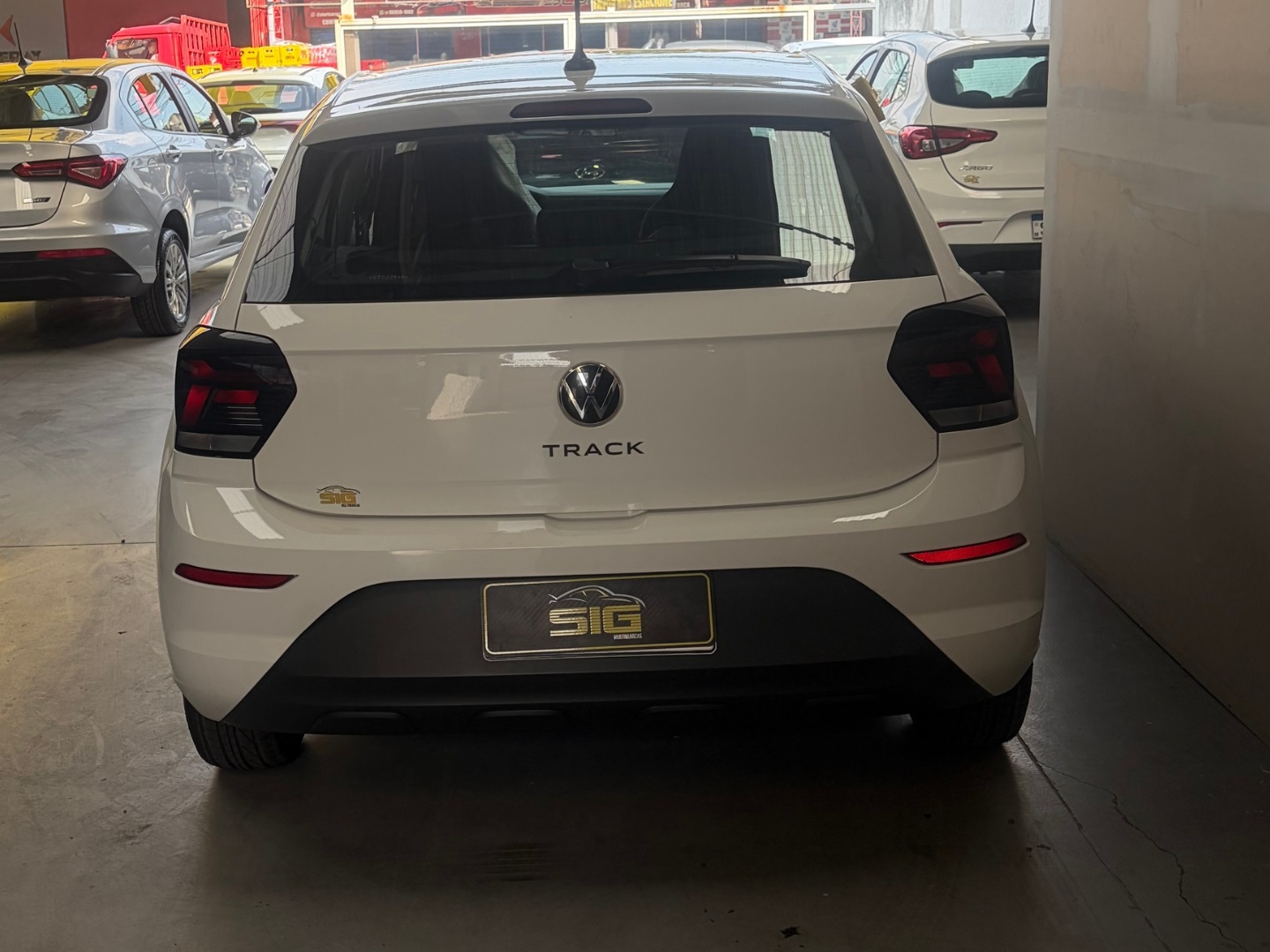 VOLKSWAGEN POLO 1.0 MPI TRACK MANUAL 2025 Branco seminovo à venda em Duque de Caxias - Miniatura Vista 6 - SIG Multimarcas