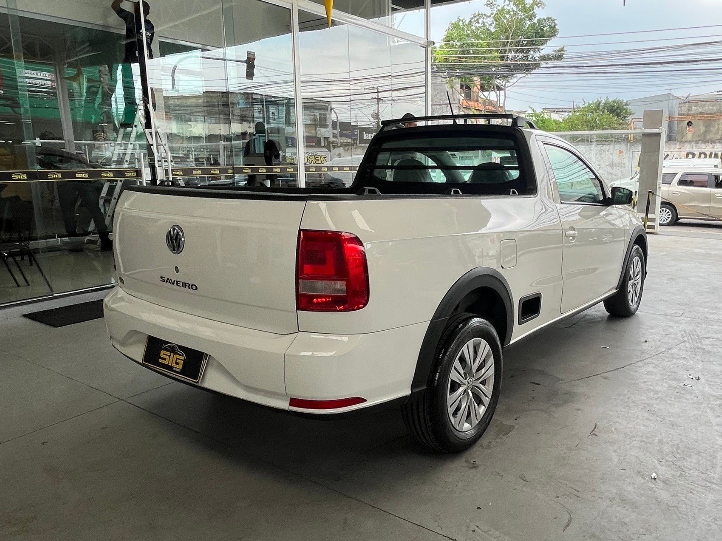 VOLKSWAGEN SAVEIRO 1.6 MSI TRENDLINE CS 8V FLEX 2P MANUAL 2022 Branco seminovo à venda em Duque de Caxias - Miniatura Vista 7 - SIG Multimarcas