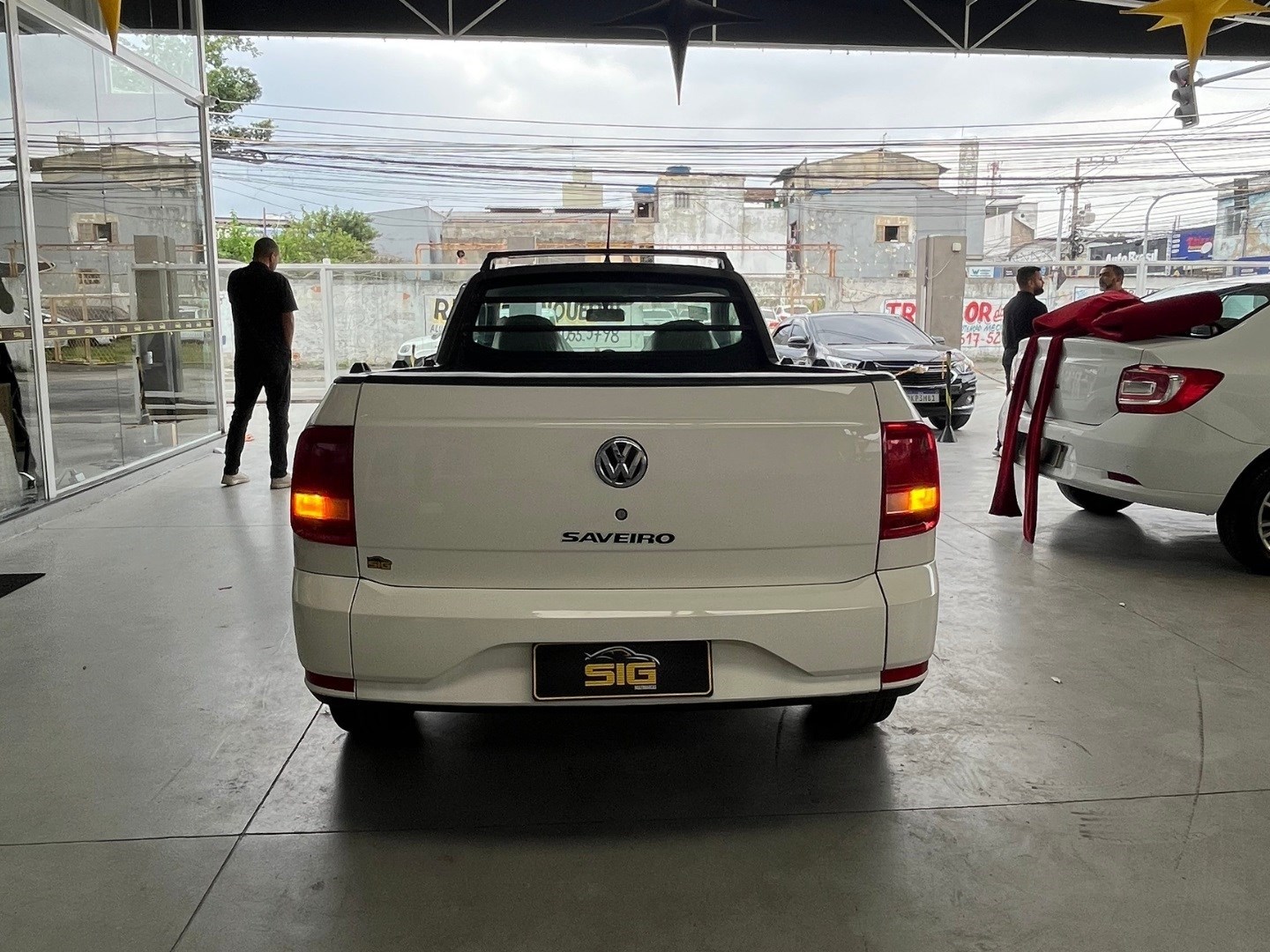 VOLKSWAGEN SAVEIRO 1.6 MSI TRENDLINE CS 8V FLEX 2P MANUAL 2022 Branco seminovo à venda em Duque de Caxias - Miniatura Detalhe - SIG Multimarcas