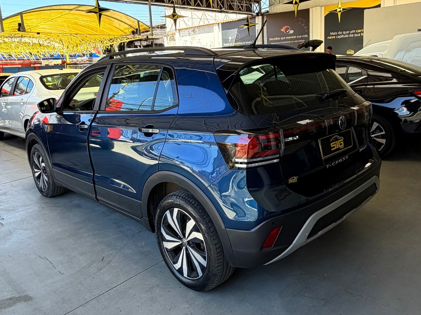 VOLKSWAGEN T-CROSS 1.0 200 TSI TOTAL FLEX AUTOMÁTICO 2025 Azul seminovo à venda em Duque de Caxias - Miniatura Detalhe - SIG Multimarcas