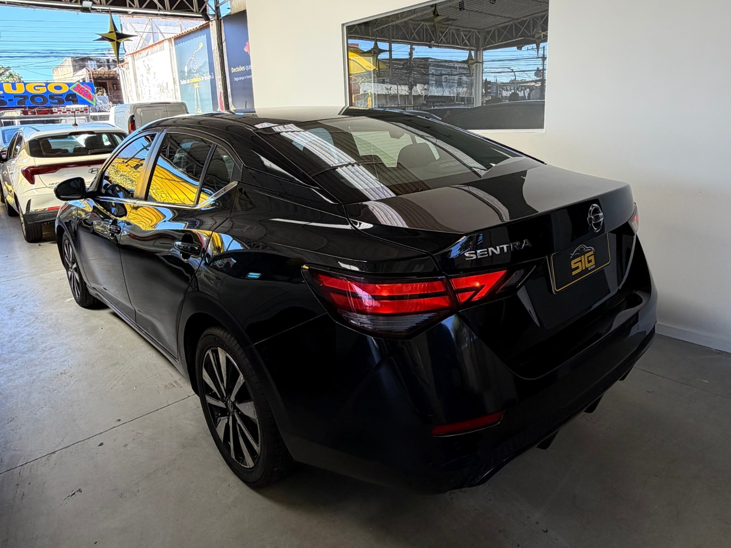 NISSAN SENTRA 2.0 16V GASOLINA ADVANCE XTRONIC 2023 Preto seminovo à venda em Duque de Caxias - Miniatura Vista 6 - SIG Multimarcas