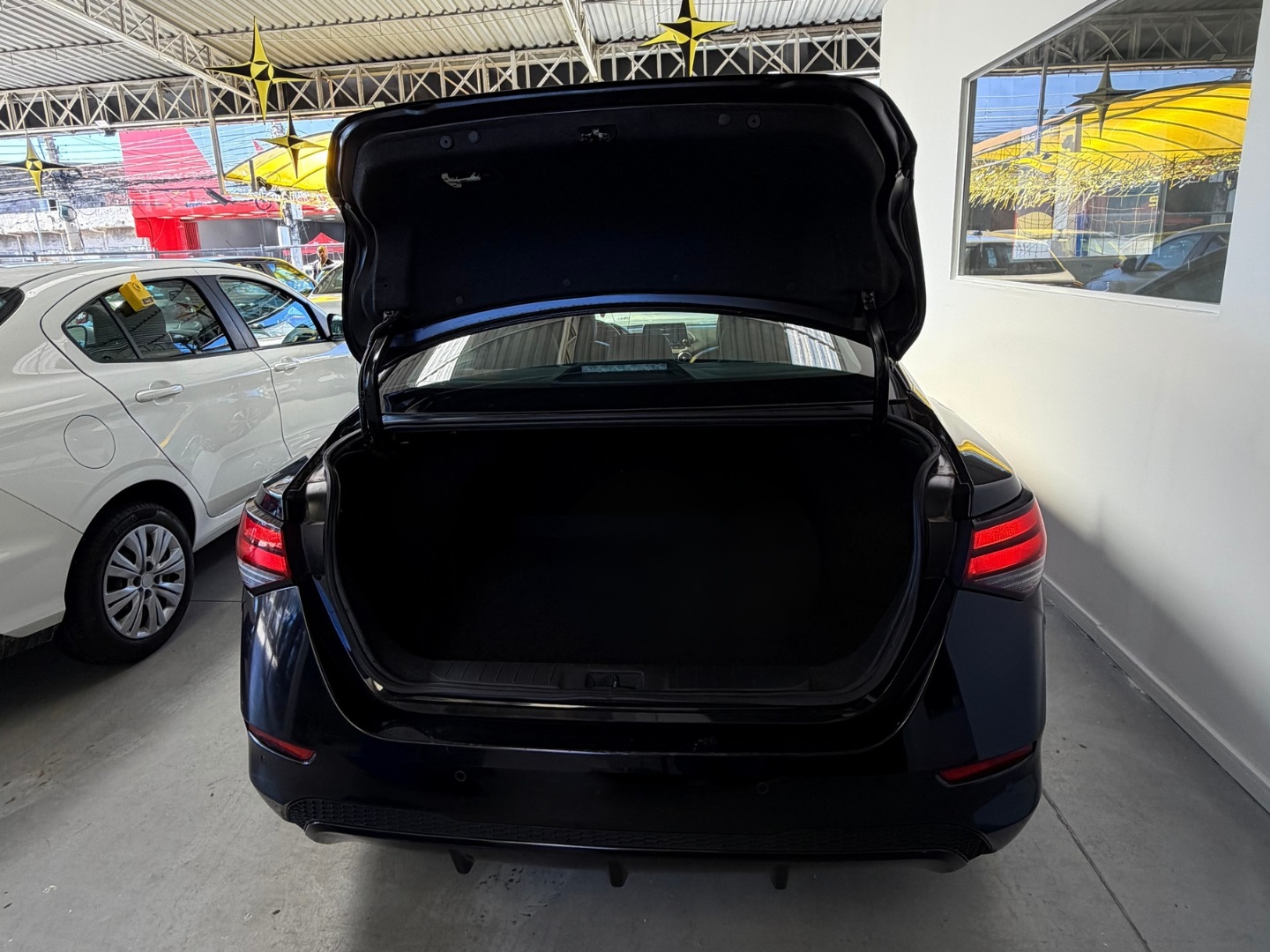 NISSAN SENTRA 2.0 16V GASOLINA ADVANCE XTRONIC 2023 Preto seminovo à venda em Duque de Caxias - Miniatura Vista 7 - SIG Multimarcas