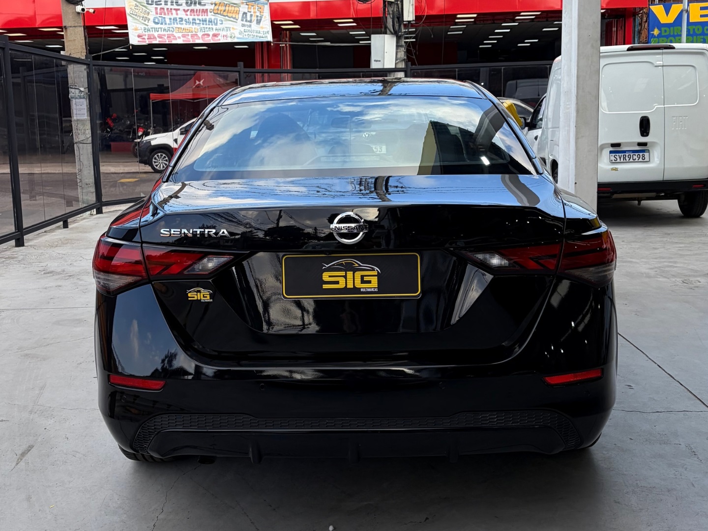 NISSAN SENTRA 2.0 16V GASOLINA ADVANCE XTRONIC 2023 Preto seminovo à venda em Duque de Caxias - Miniatura Detalhe - SIG Multimarcas