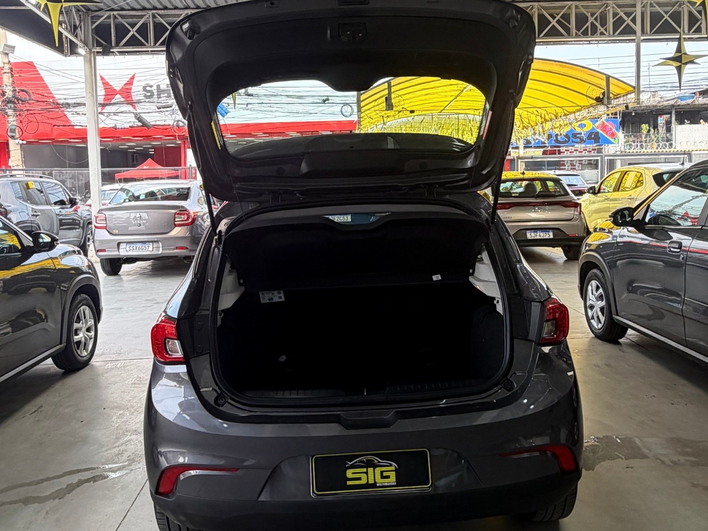 FIAT ARGO 1.0 FIREFLY FLEX DRIVE MANUAL 2025 Cinza seminovo à venda em Duque de Caxias - Miniatura Vista 7 - SIG Multimarcas