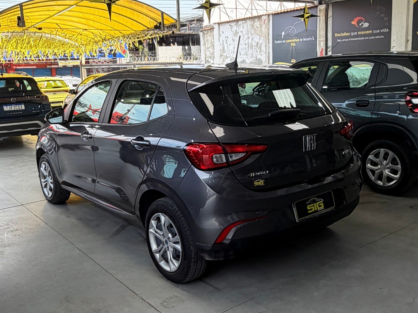 FIAT ARGO 1.0 FIREFLY FLEX DRIVE MANUAL 2025 Cinza seminovo à venda em Duque de Caxias - Miniatura Interior - SIG Multimarcas