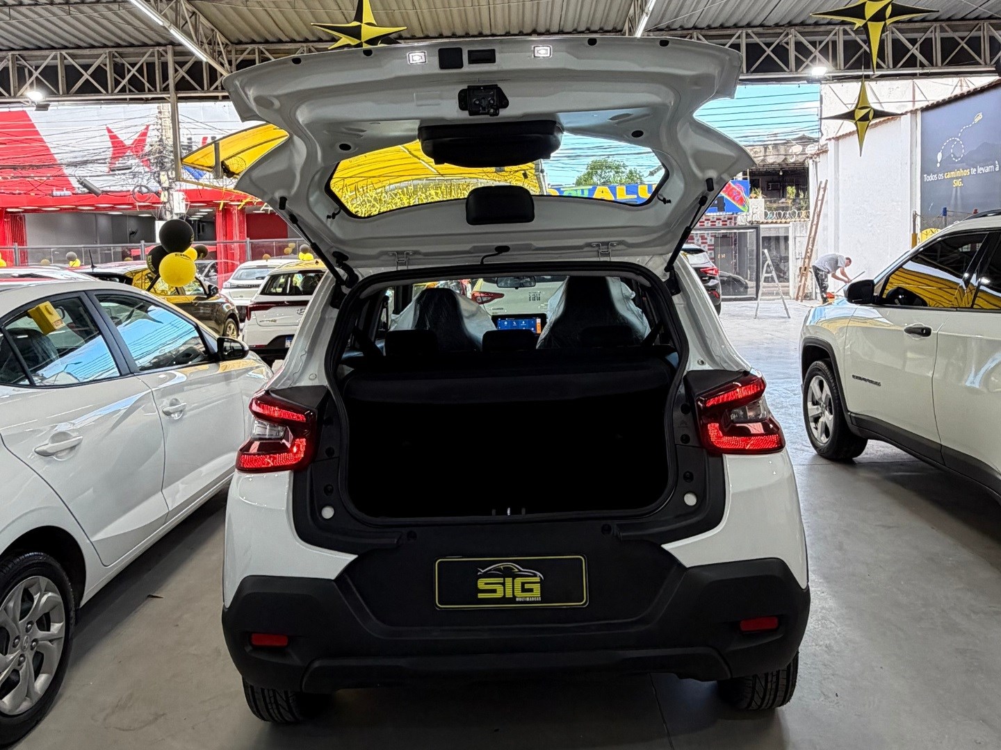 CITROEN C3 1.0 FIREFLY FLEX LIVE PACK MANUAL 2025 Branco seminovo à venda em Duque de Caxias - Miniatura Vista 6 - SIG Multimarcas