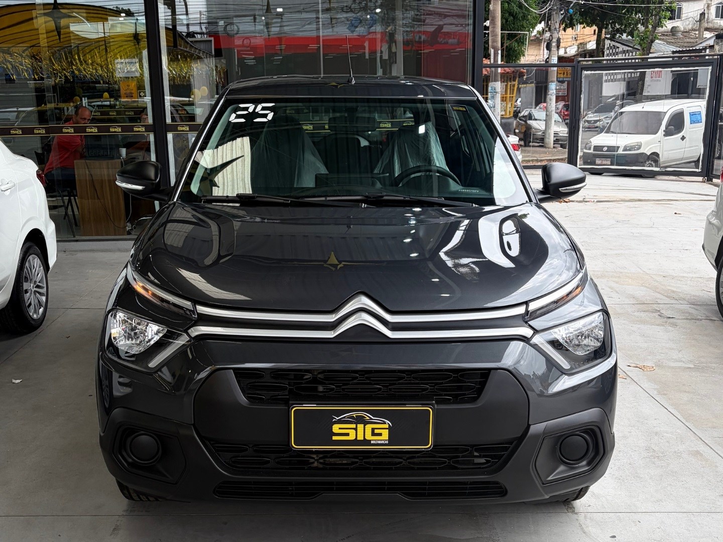 CITROEN C3 1.0 FIREFLY FLEX LIVE PACK MANUAL 2025 Cinza seminovo à venda em Duque de Caxias - Miniatura Lateral - SIG Multimarcas