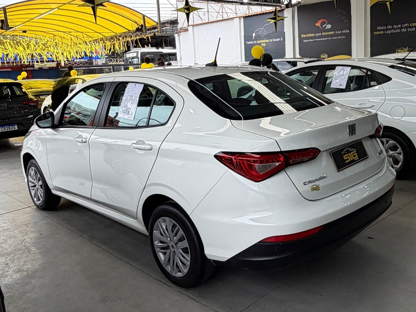 FIAT CRONOS 1.0 FIREFLY FLEX DRIVE MANUAL 2025 Branco seminovo à venda em Duque de Caxias - Miniatura Detalhe - SIG Multimarcas