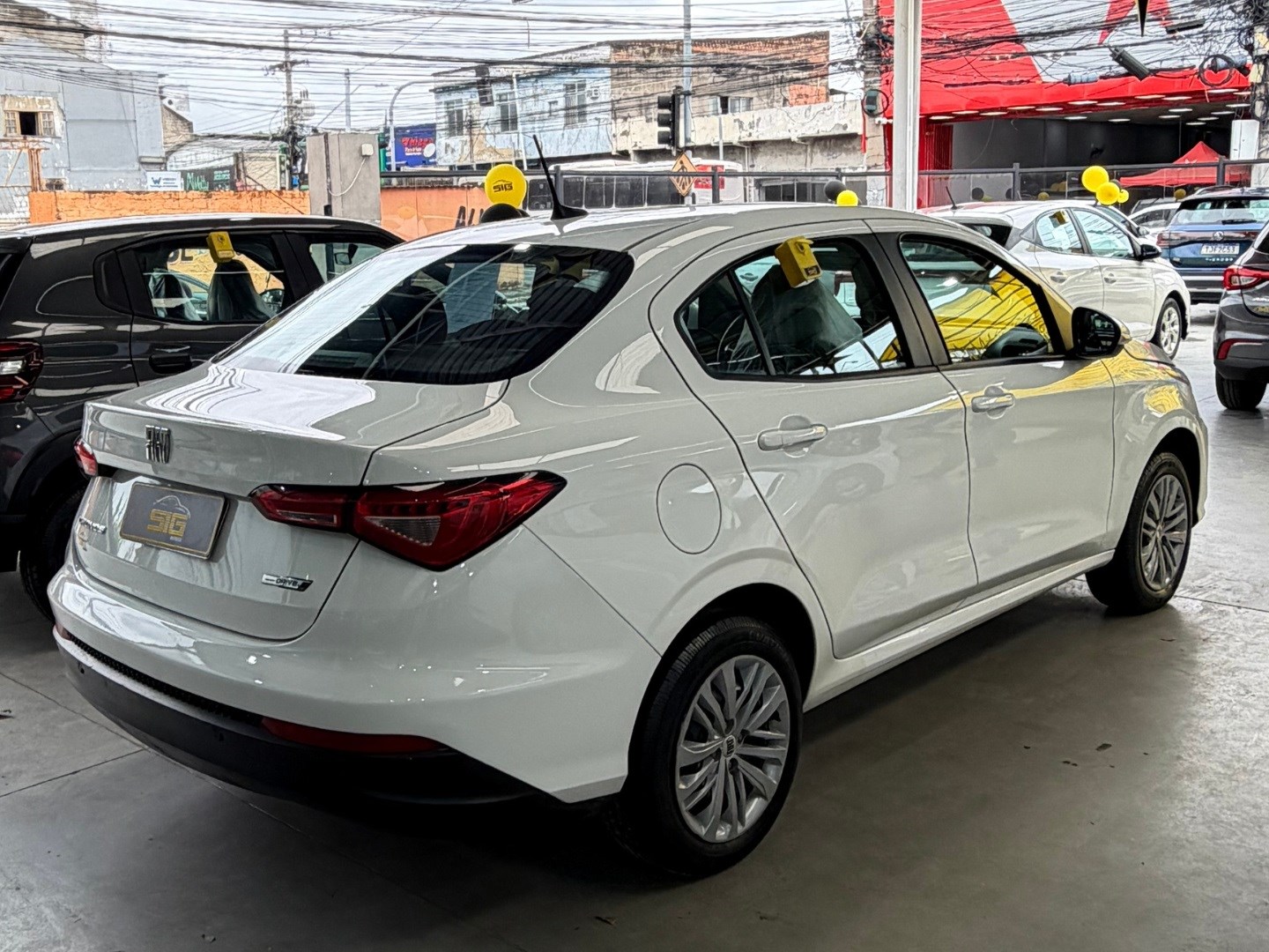 FIAT CRONOS 1.0 FIREFLY FLEX DRIVE MANUAL 2025 Branco seminovo à venda em Duque de Caxias - Miniatura Vista 6 - SIG Multimarcas