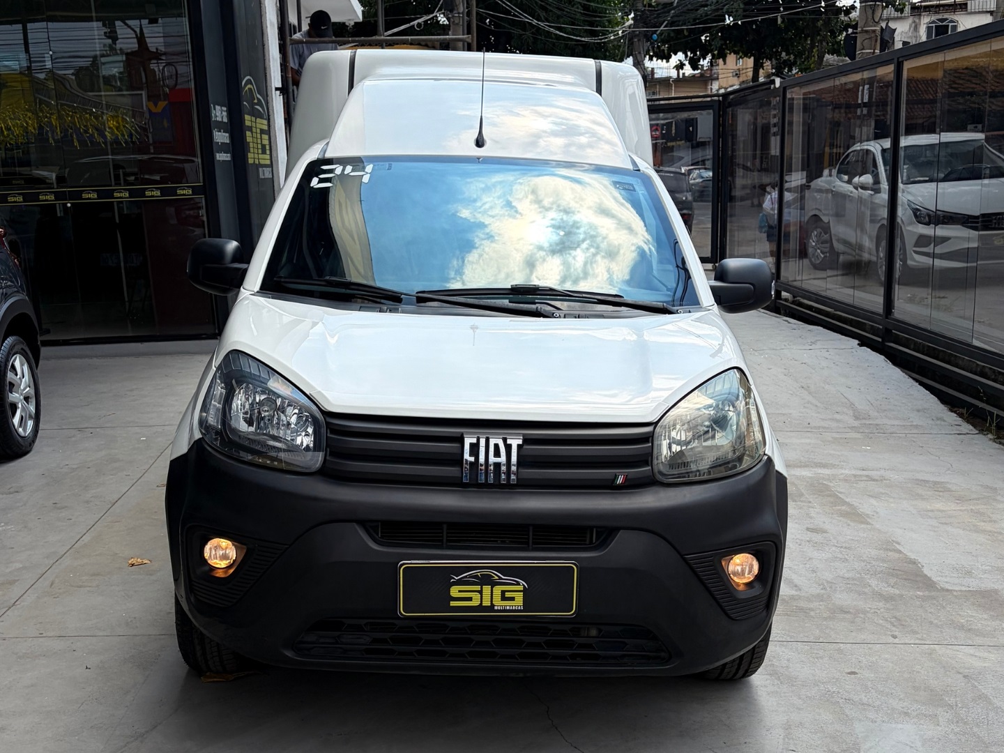 FIAT FIORINO 1.4 MPI FURGÃO ENDURANCE 8V FLEX 2P MANUAL 2024 Branco seminovo à venda em Duque de Caxias - Miniatura Lateral - SIG Multimarcas