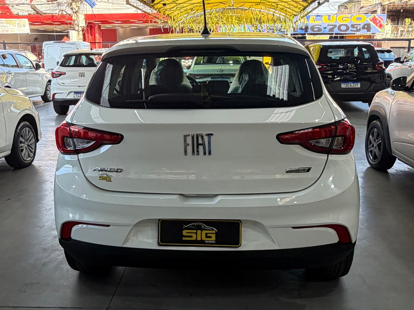 FIAT ARGO 1.0 FIREFLY FLEX DRIVE MANUAL 2025 Branco seminovo à venda em Duque de Caxias - Miniatura Vista 7 - SIG Multimarcas