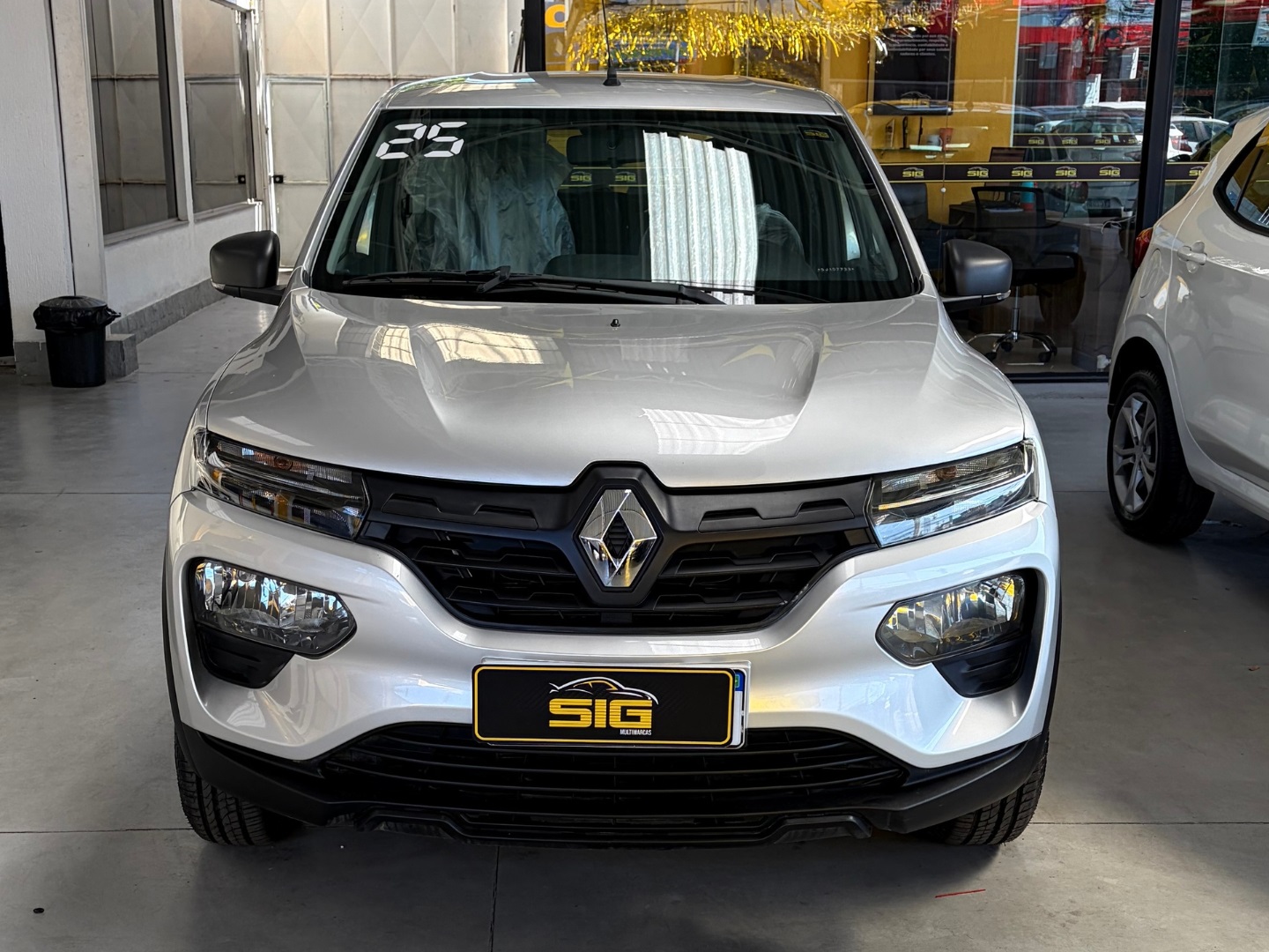 RENAULT KWID 1.0 12V SCE FLEX ZEN MANUAL 2025 Prata seminovo à venda em Duque de Caxias - Miniatura Lateral - SIG Multimarcas