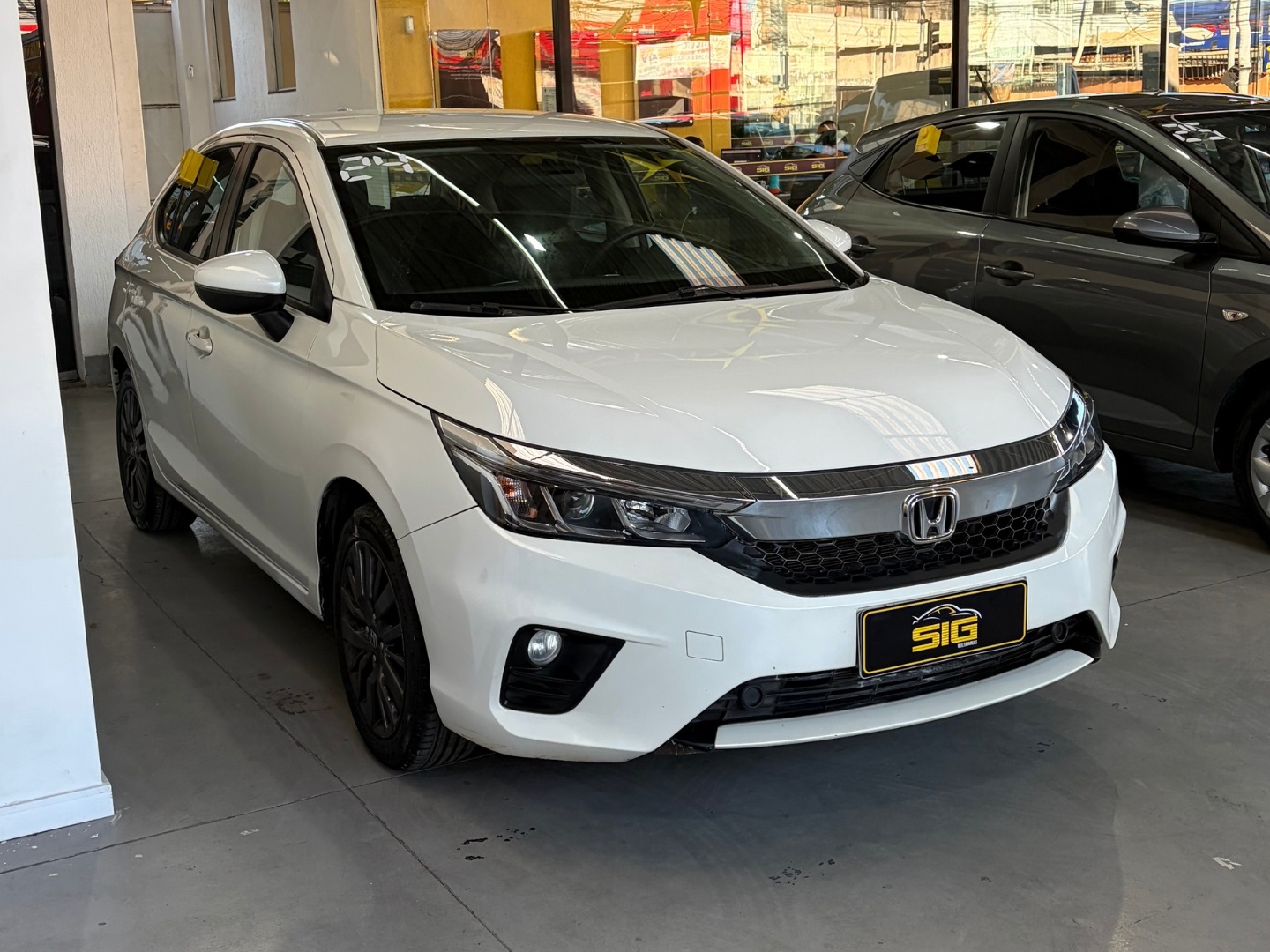 HONDA CITY 1.5 i-VTEC FLEX EX CVT 2024 Branco seminovo à venda em Duque de Caxias - Miniatura Interior - SIG Multimarcas