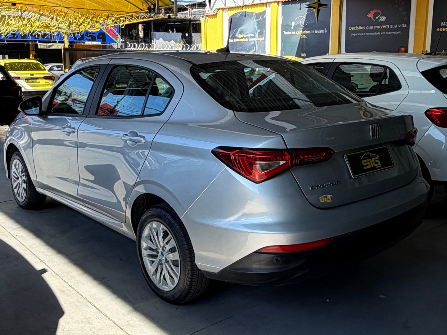 FIAT CRONOS 1.3 FIREFLY FLEX DRIVE MANUAL 2025 Prata seminovo à venda em Duque de Caxias - Miniatura Vista 6 - SIG Multimarcas