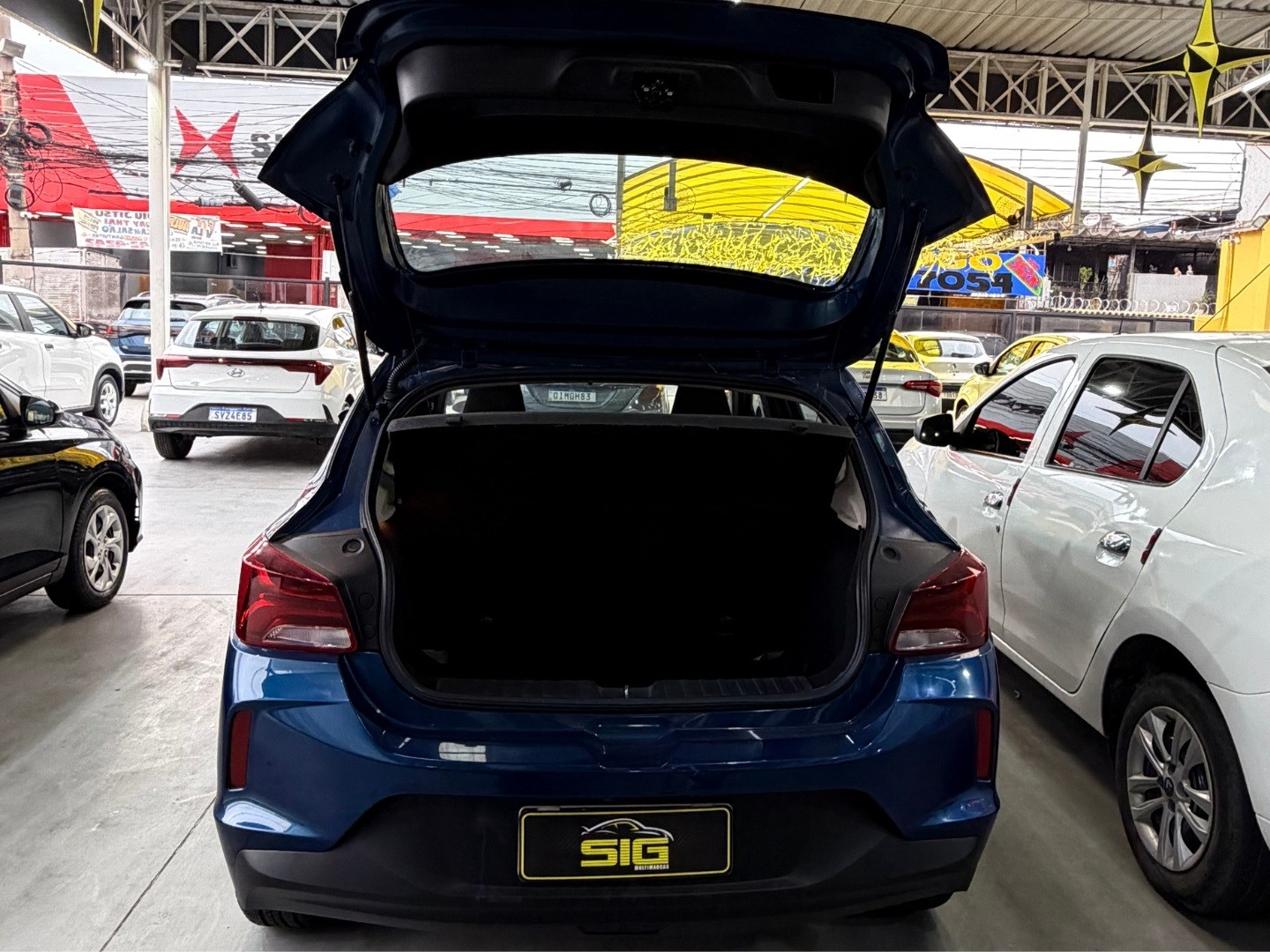CHEVROLET ONIX 1.0 FLEX LT MANUAL 2025 Azul seminovo à venda em Duque de Caxias - Miniatura Vista 6 - SIG Multimarcas