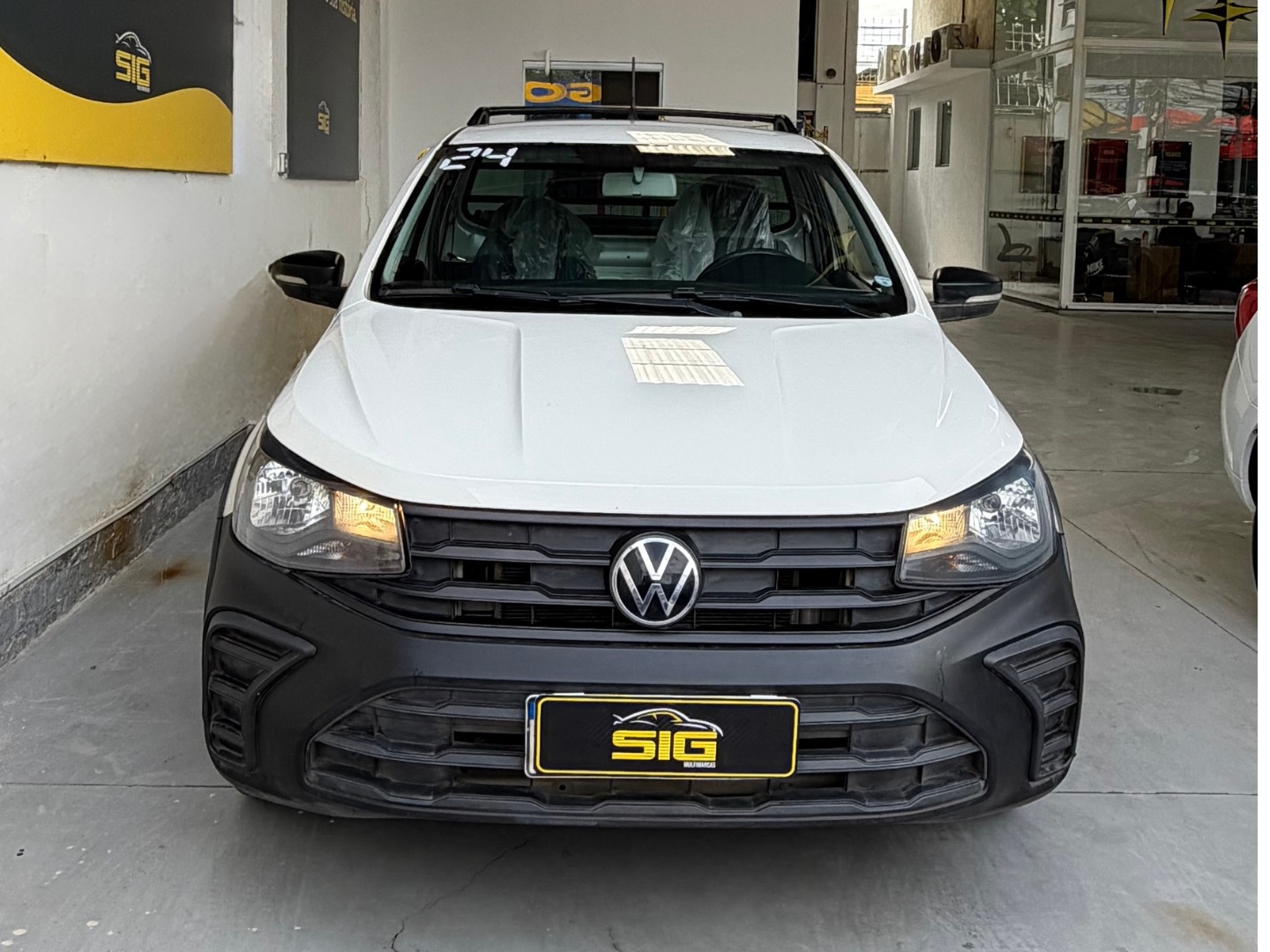 VOLKSWAGEN SAVEIRO 1.6 MSI ROBUST CS 16V FLEX 2P MANUAL 2024 Branco seminovo à venda em Duque de Caxias - Miniatura Vista 8 - SIG Multimarcas