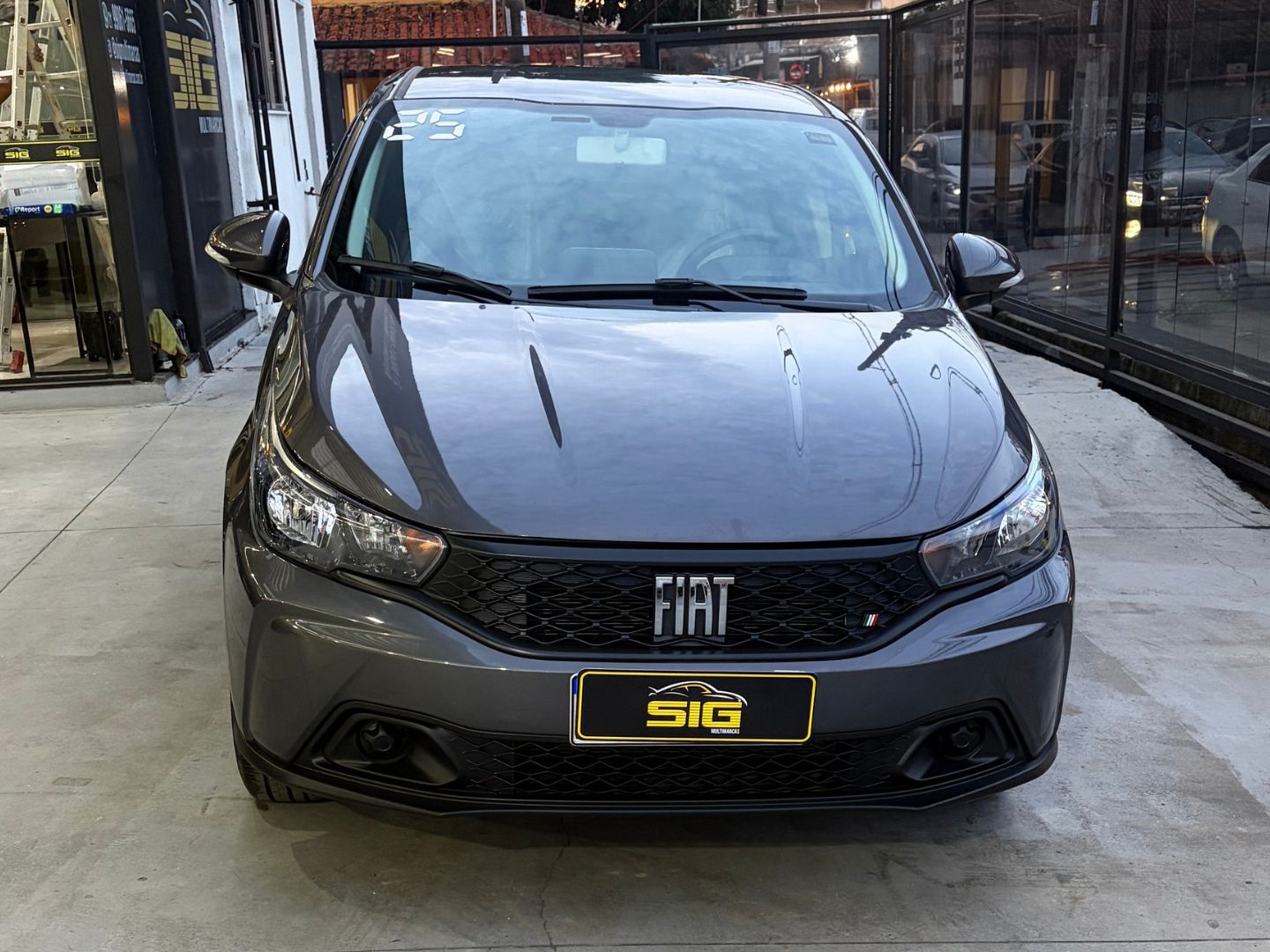 FIAT ARGO 1.0 FIREFLY FLEX DRIVE MANUAL 2025 Cinza seminovo à venda em Duque de Caxias - Miniatura Lateral - SIG Multimarcas