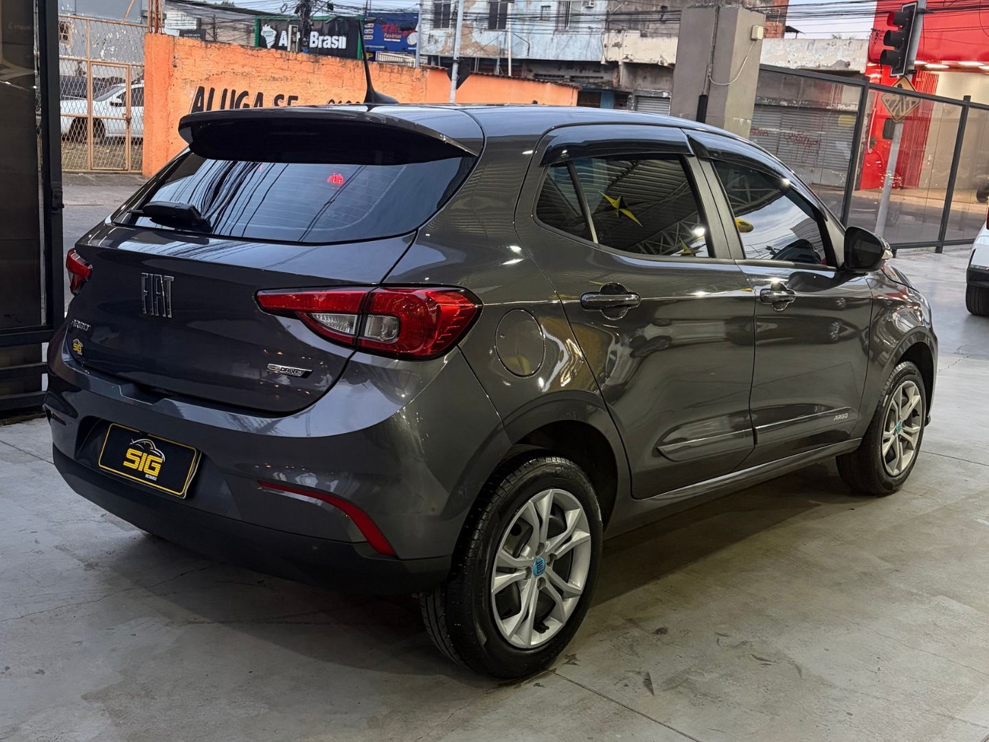 FIAT ARGO 1.0 FIREFLY FLEX DRIVE MANUAL 2025 Cinza seminovo à venda em Duque de Caxias - Miniatura Vista 6 - SIG Multimarcas