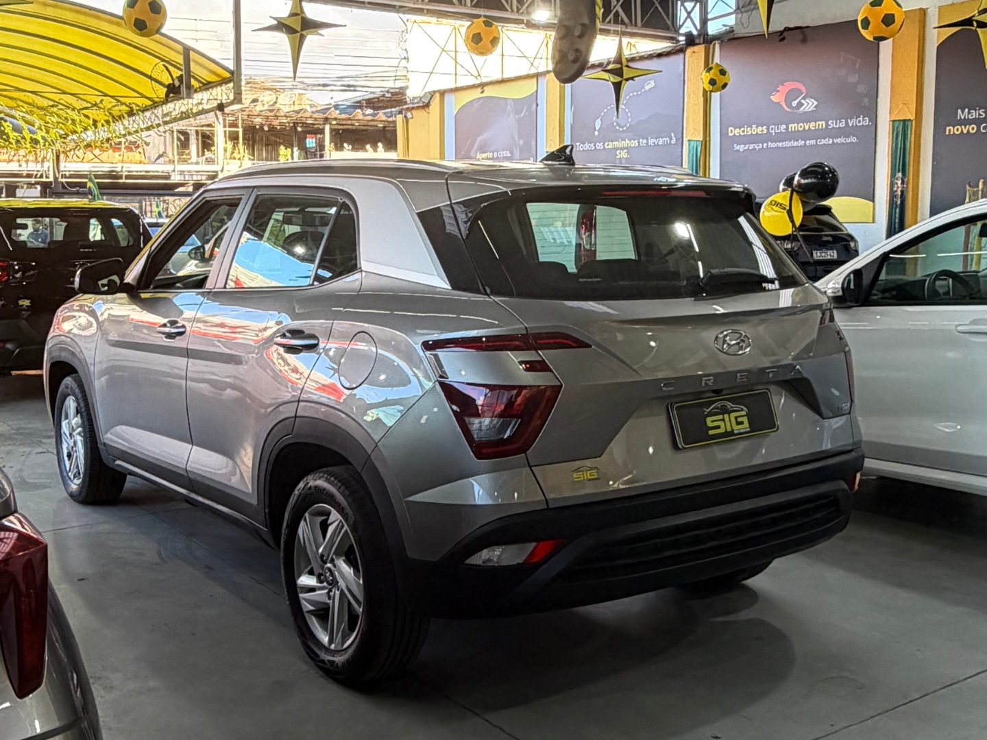 HYUNDAI CRETA 1.0 TGDI FLEX COMFORT PLUS AUTOMÁTICO 2025 Prata seminovo à venda em Duque de Caxias - Miniatura Vista 8 - SIG Multimarcas