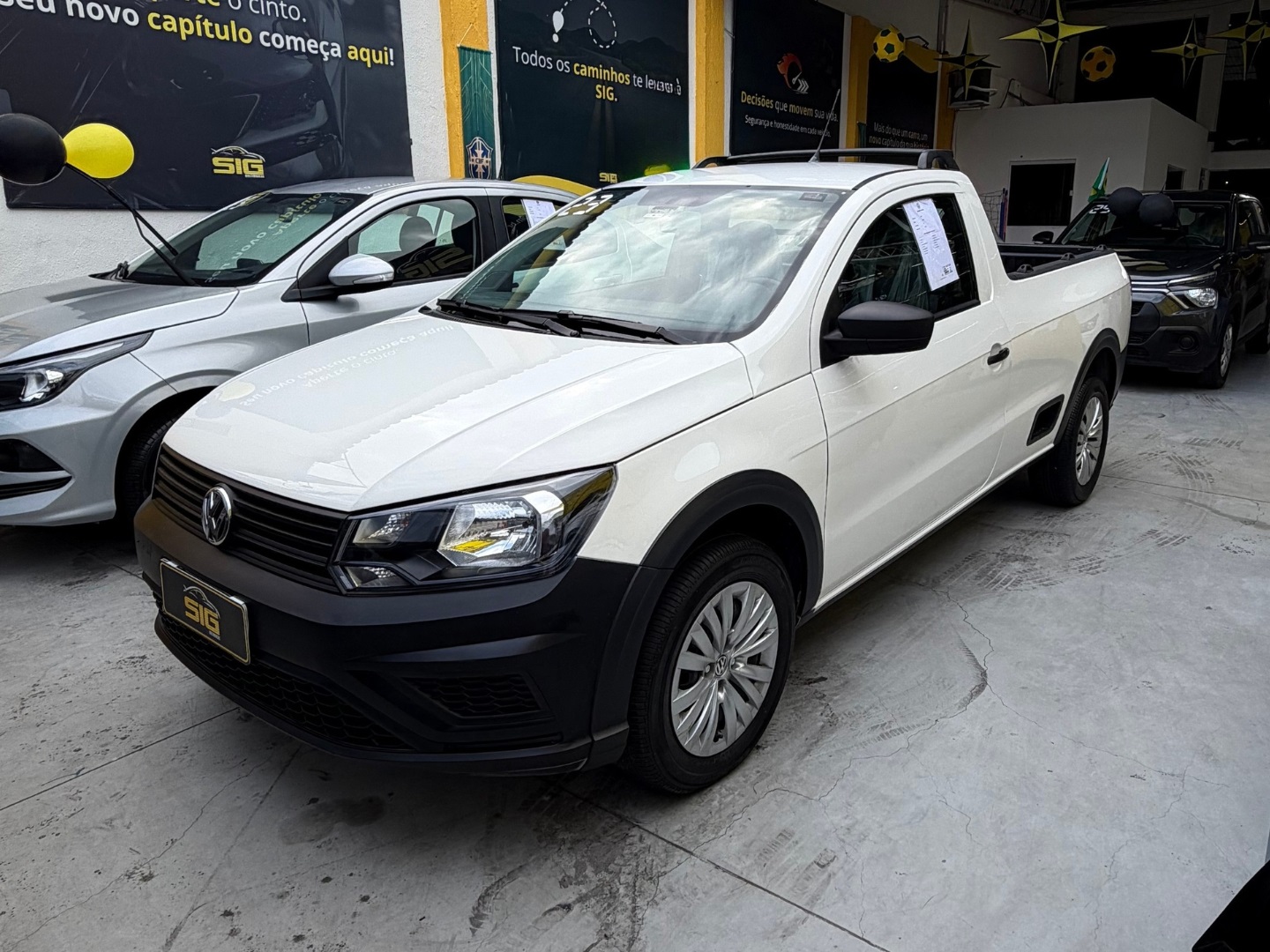 VOLKSWAGEN SAVEIRO 1.6 MSI ROBUST CS 16V FLEX 2P MANUAL 2023 Branco seminovo à venda em Duque de Caxias - Miniatura Traseira - SIG Multimarcas