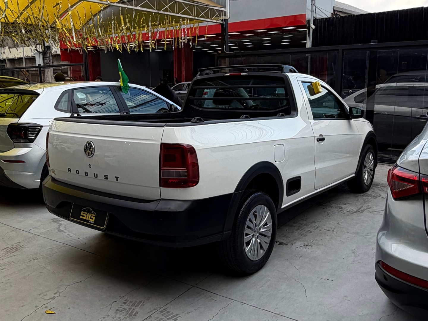 VOLKSWAGEN SAVEIRO 1.6 MSI ROBUST CS 16V FLEX 2P MANUAL 2023 Branco seminovo à venda em Duque de Caxias - Miniatura Detalhe - SIG Multimarcas