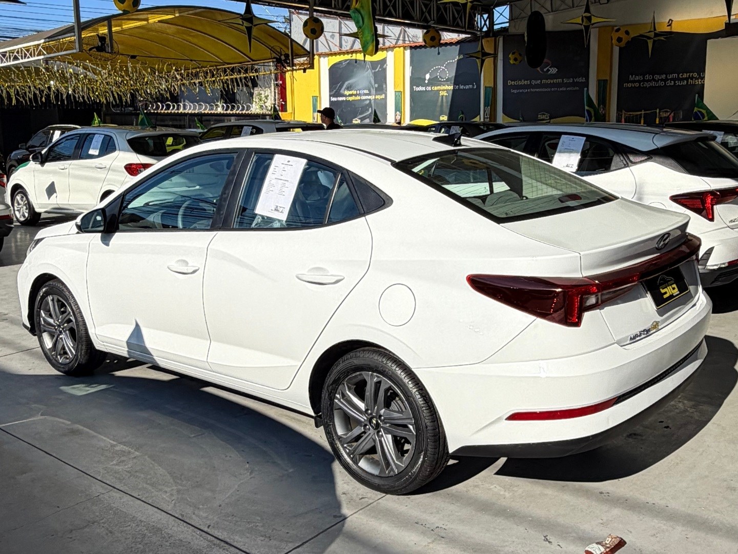 HYUNDAI HB20S 1.0 TGDI FLEX COMFORT AUTOMÁTICO 2024 Branco seminovo à venda em Duque de Caxias - Miniatura Vista 7 - SIG Multimarcas
