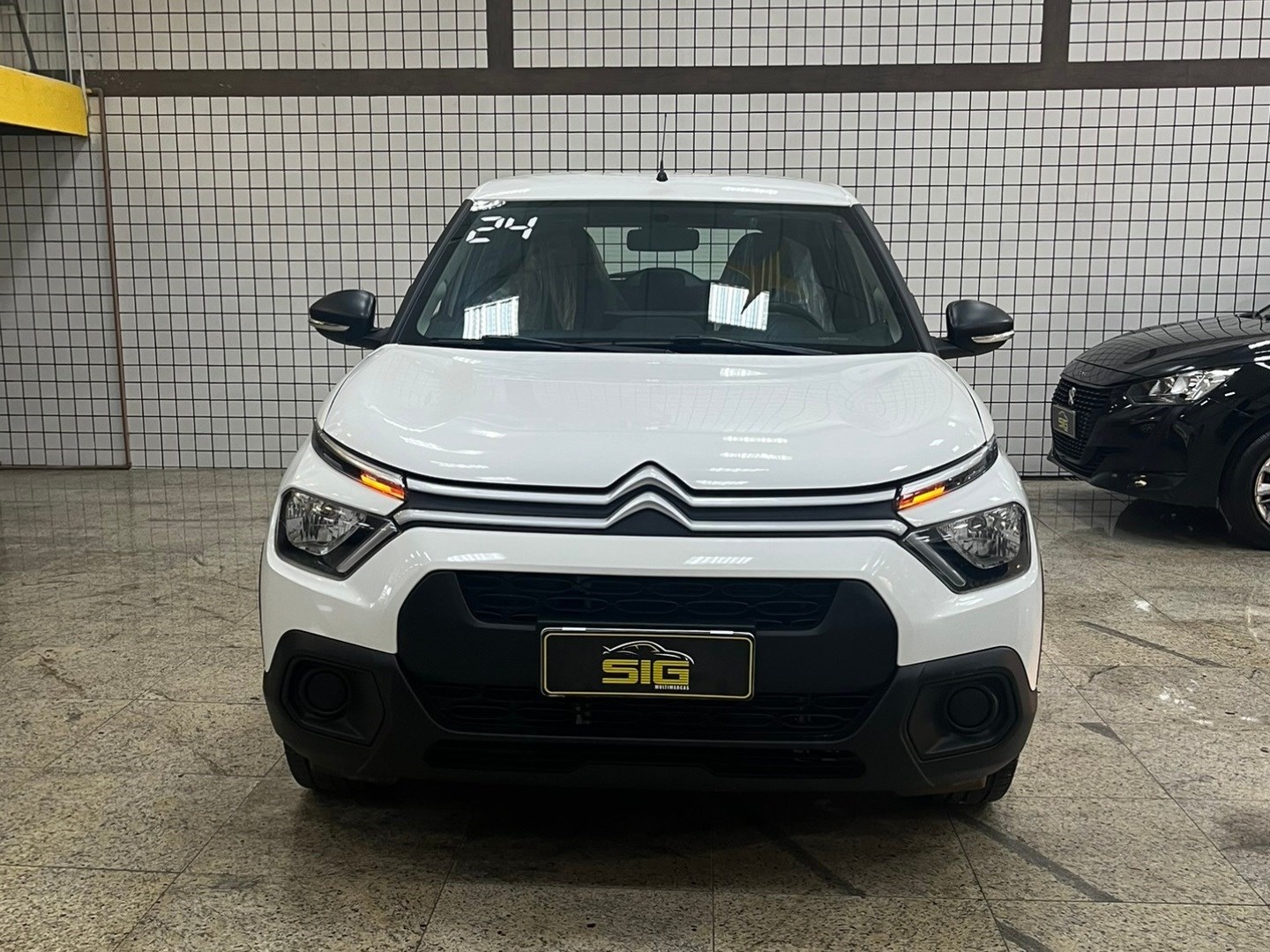 CITROEN C3 1.0 16V FLEX LIVE PACK MANUAL 2024 Branco seminovo à venda em Duque de Caxias - Miniatura Lateral - SIG Multimarcas