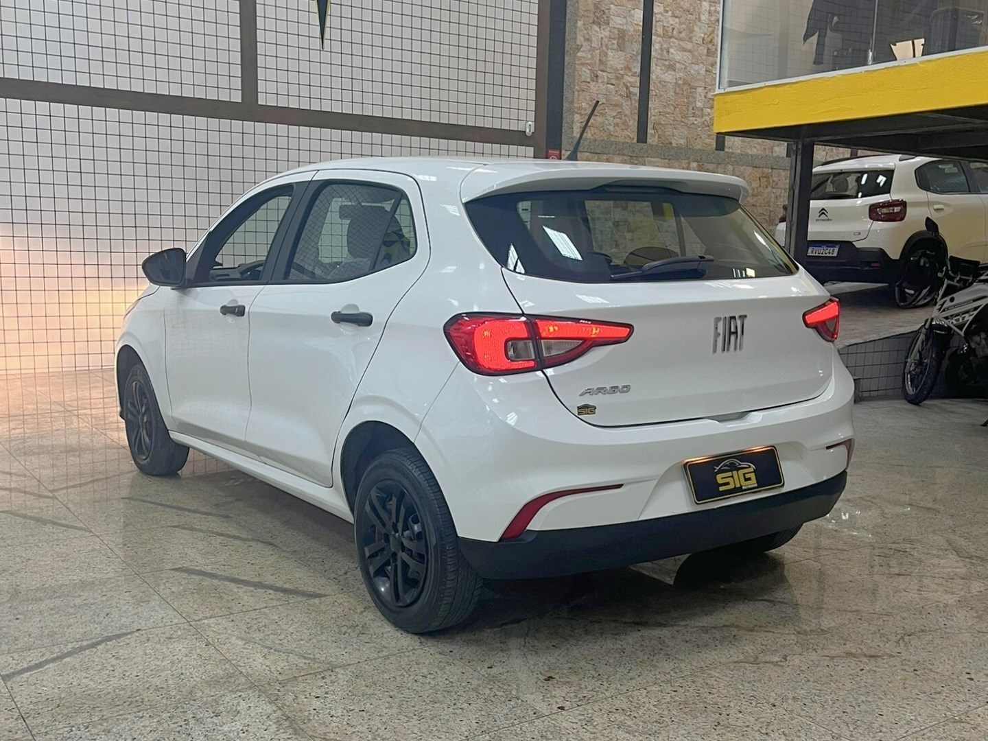 FIAT ARGO 1.0 FIREFLY FLEX MANUAL 2023 Branco seminovo à venda em Duque de Caxias - Miniatura Detalhe - SIG Multimarcas