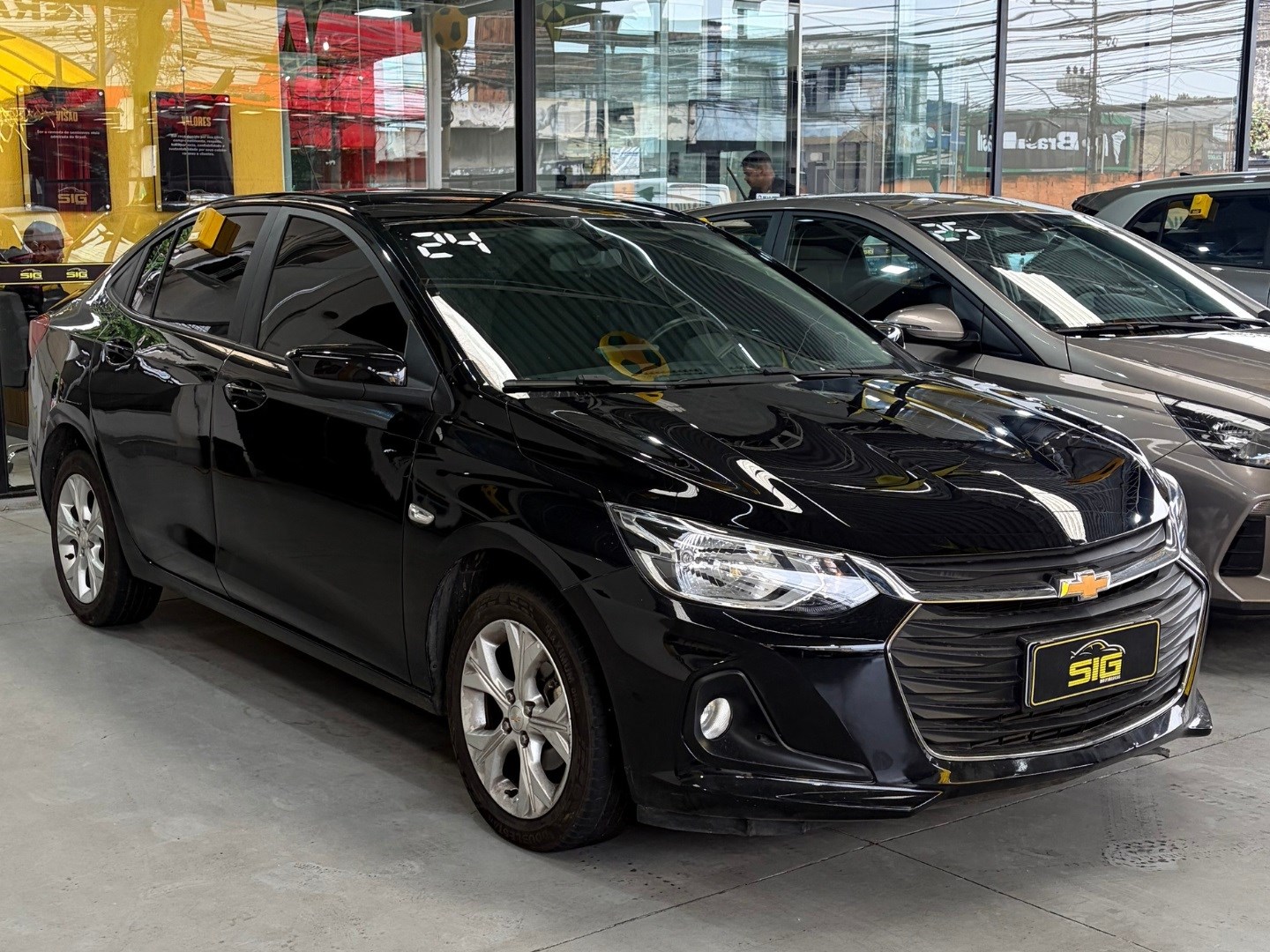 CHEVROLET ONIX ONIX SEDAN PLUS LT 1.0 12V TB FLEX AUT. 2024 Preto seminovo à venda em Duque de Caxias - Miniatura Traseira - SIG Multimarcas