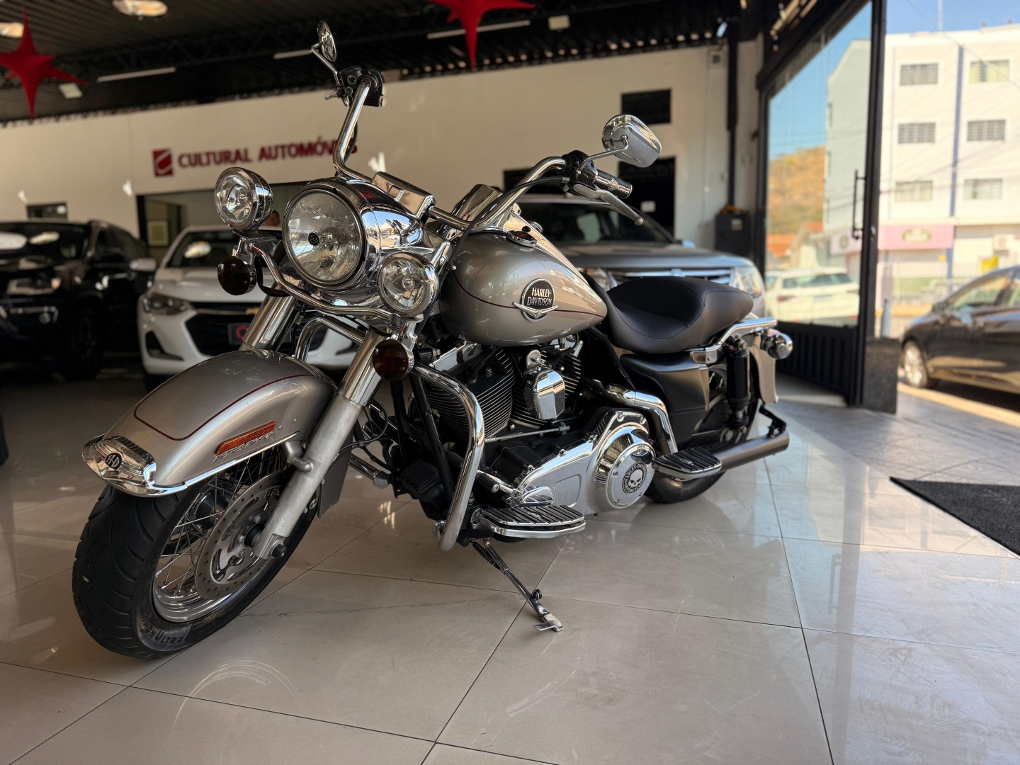 HARLEY-DAVIDSON ROAD KING CLASSIC FLHRC