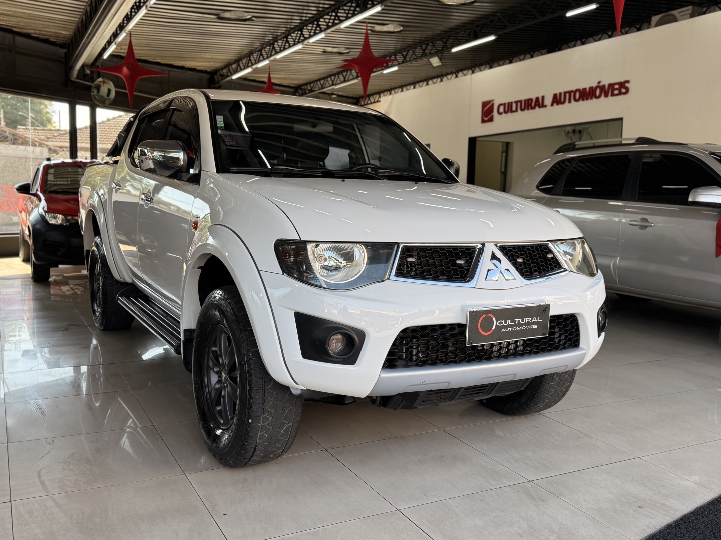 MITSUBISHI L200 TRITON