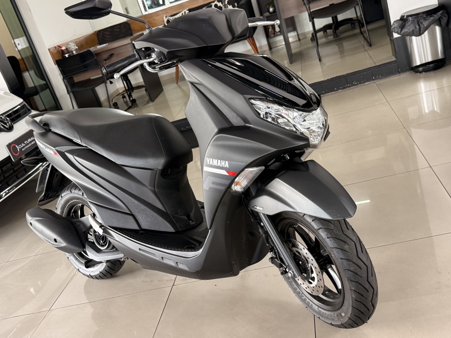 YAMAHA FLUO 125 ABS