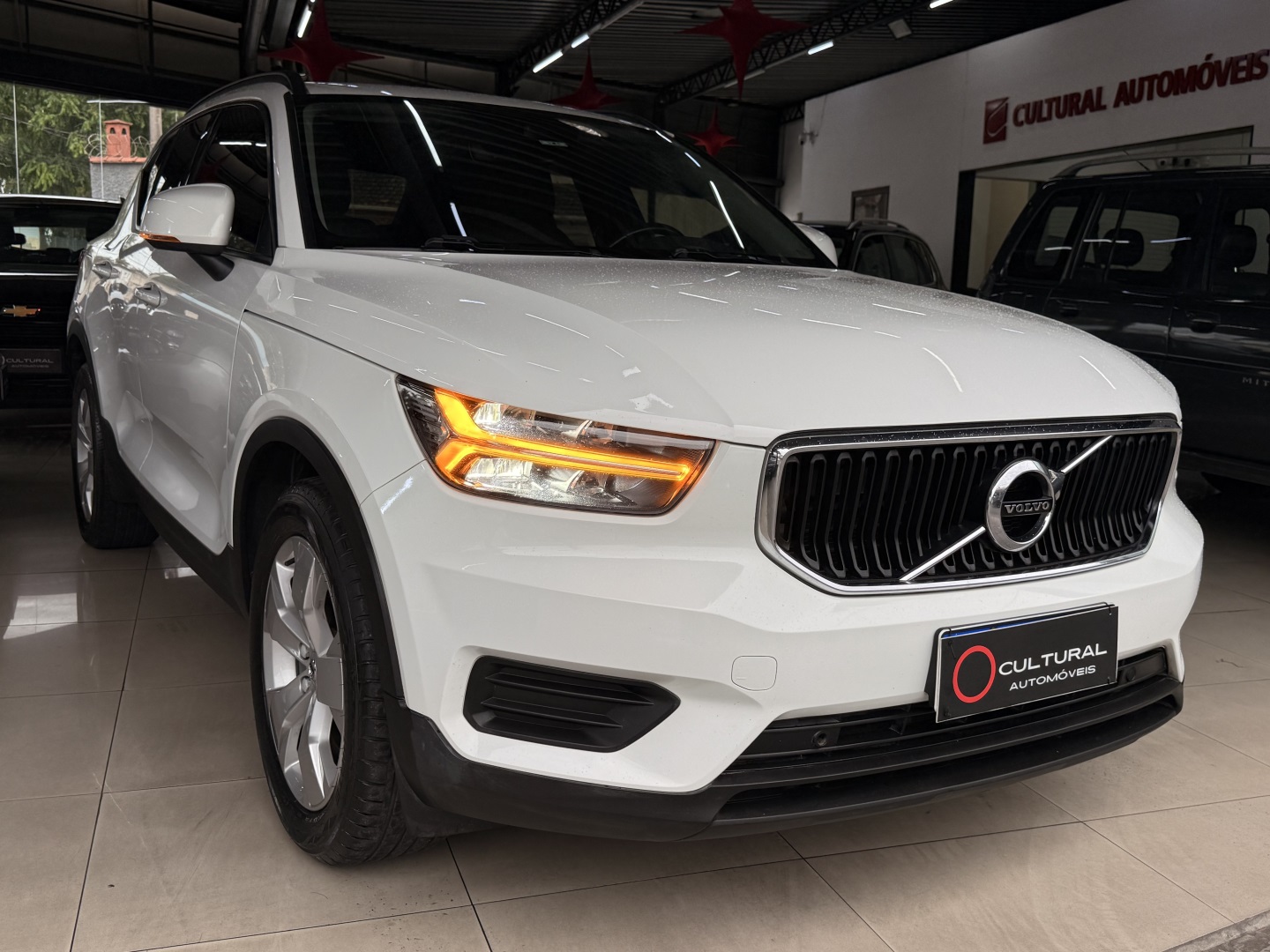 VOLVO XC 40