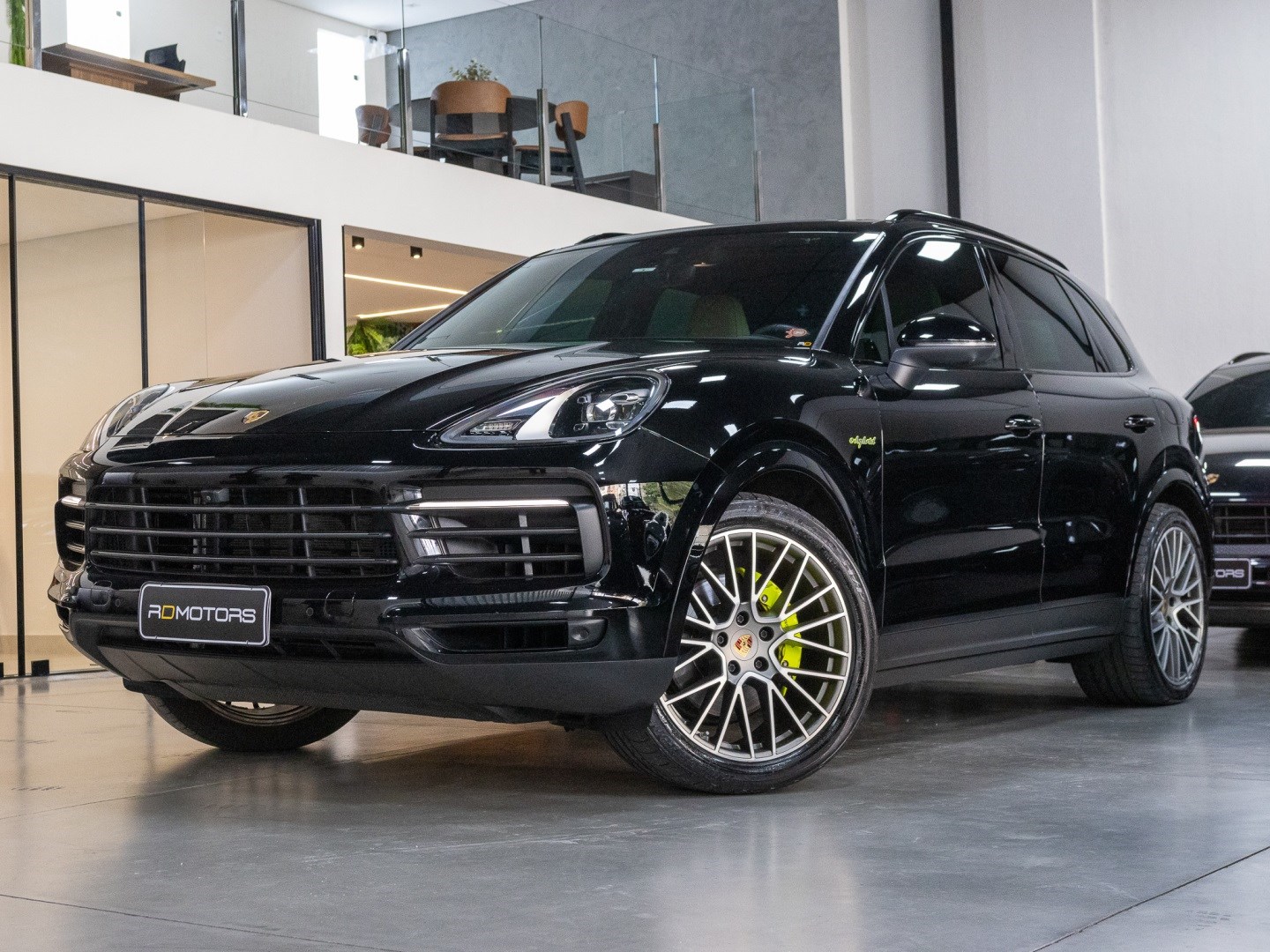 PORSCHE CAYENNE 3.0 V6 E-HYBRID PLATINUM EDITION AWD TIPTRONIC S