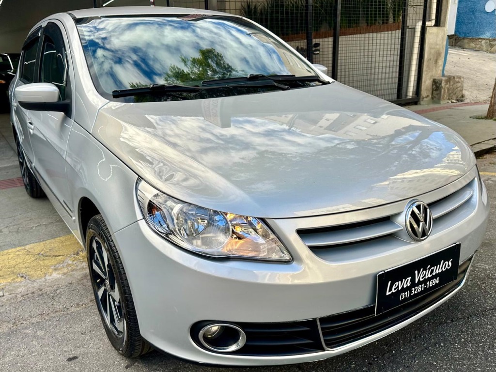 VOLKSWAGEN VOYAGE