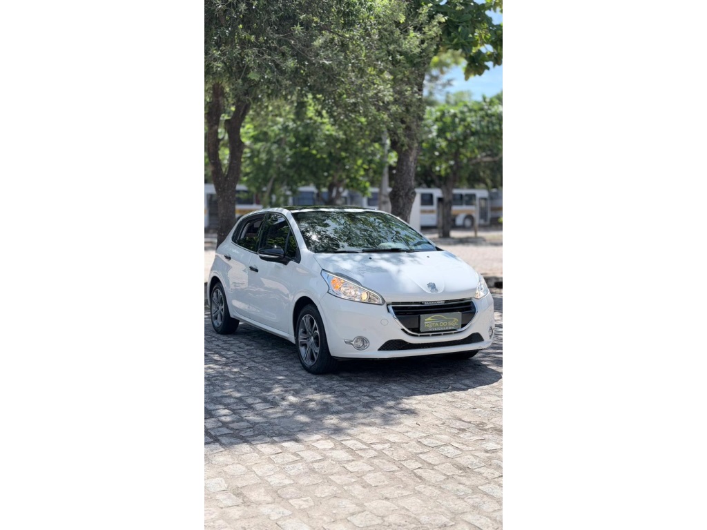 PEUGEOT 208 1.6 GRIFFE 16V FLEX 4P AUTOMÁTICO