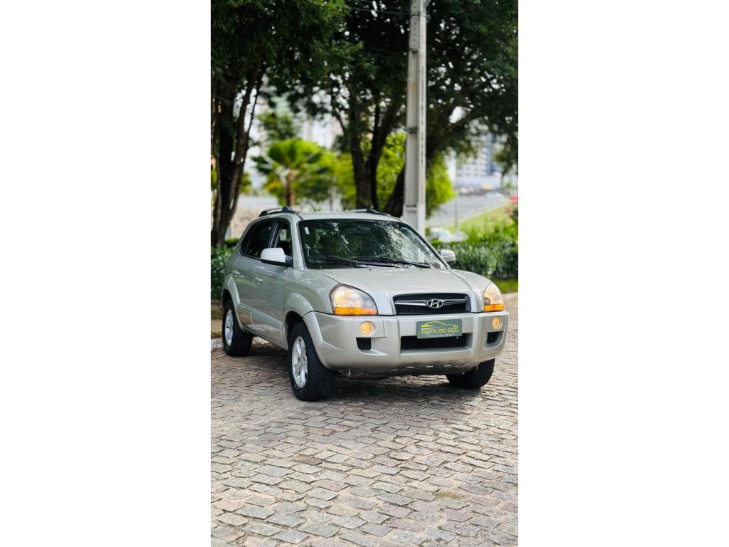 HYUNDAI TUCSON 2.0 MPFI GL 16V 142CV 2WD GASOLINA 4P MANUAL