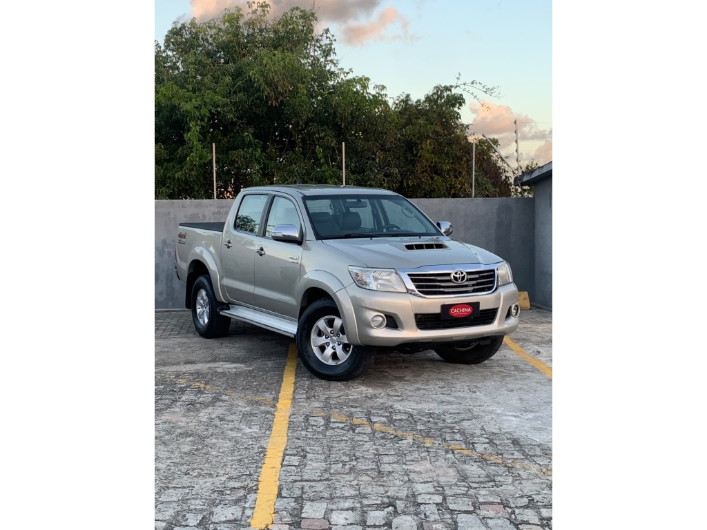 TOYOTA HILUX 3.0 SRV 4X4 CD 16V TURBO INTERCOOLER DIESEL 4P AUTOMÁTICO