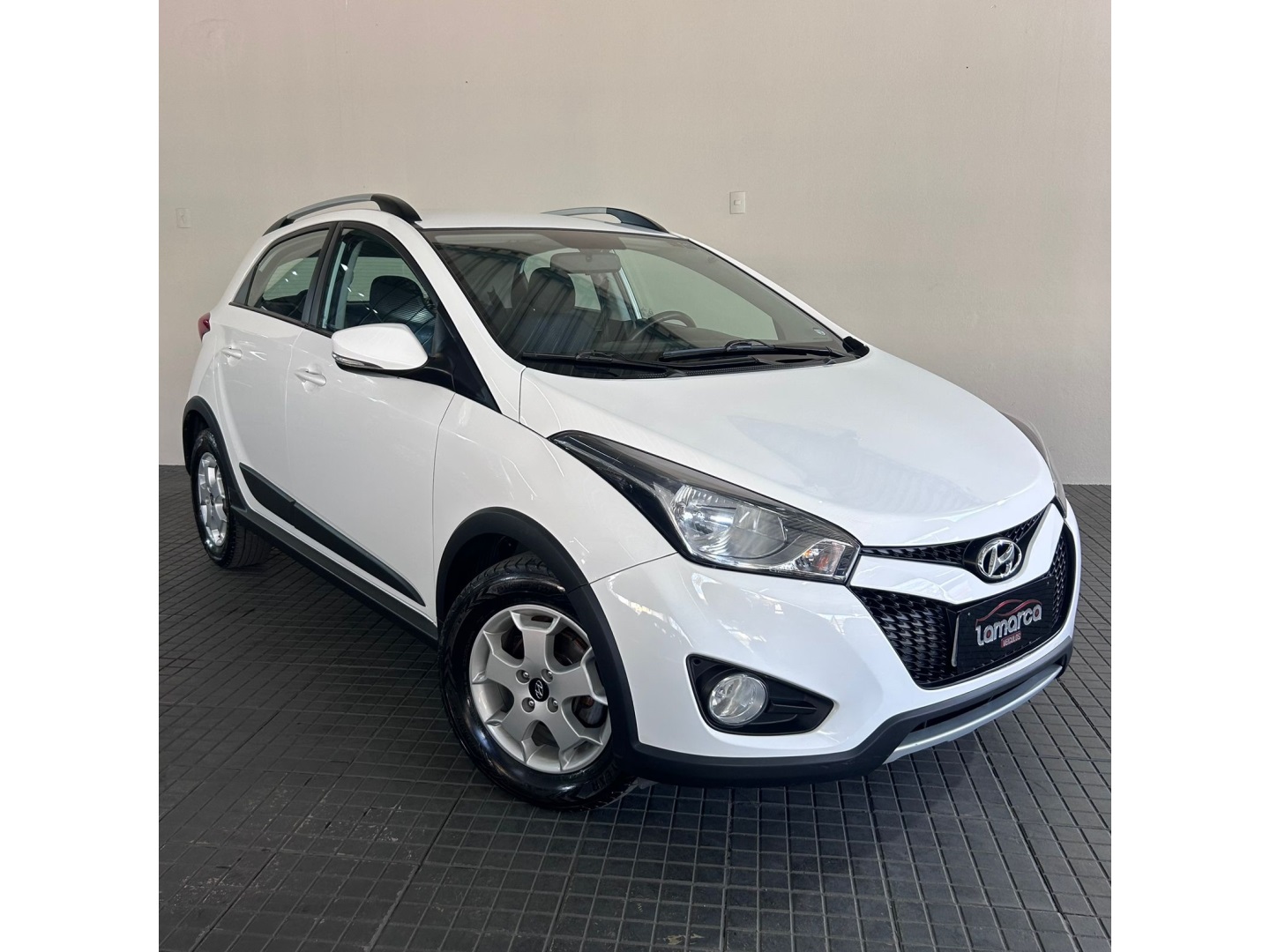 HYUNDAI HB20X