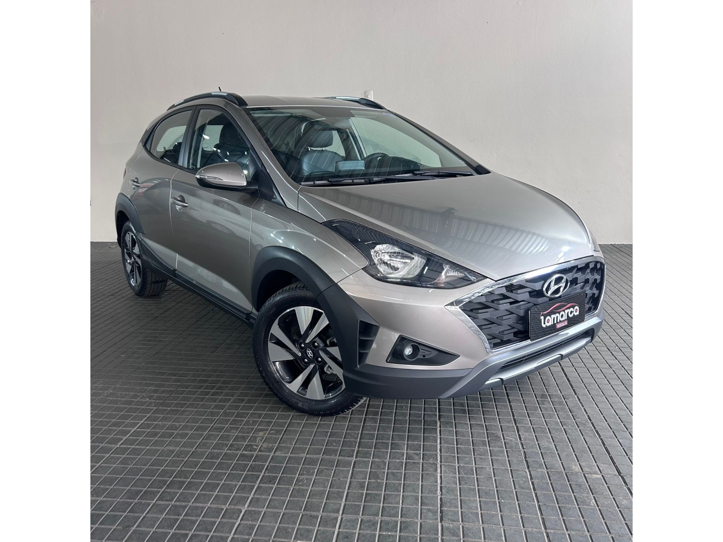 HYUNDAI HB20X