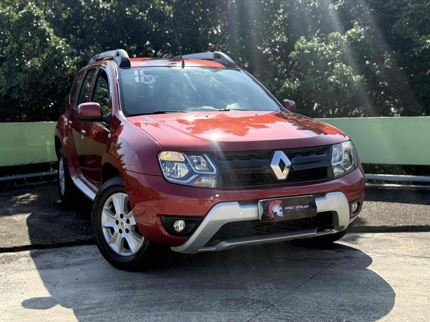 RENAULT DUSTER