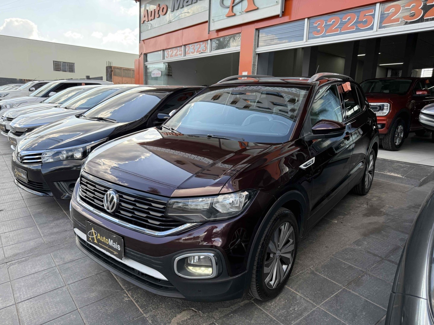VOLKSWAGEN T-CROSS