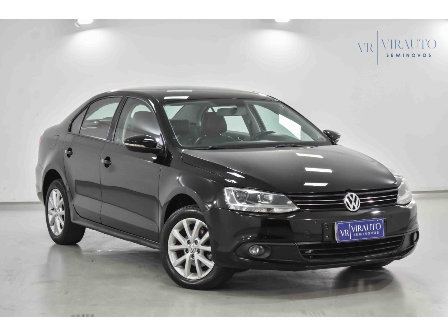 VOLKSWAGEN JETTA 2.0 COMFORTLINE 120CV FLEX 4P TIPTRONIC