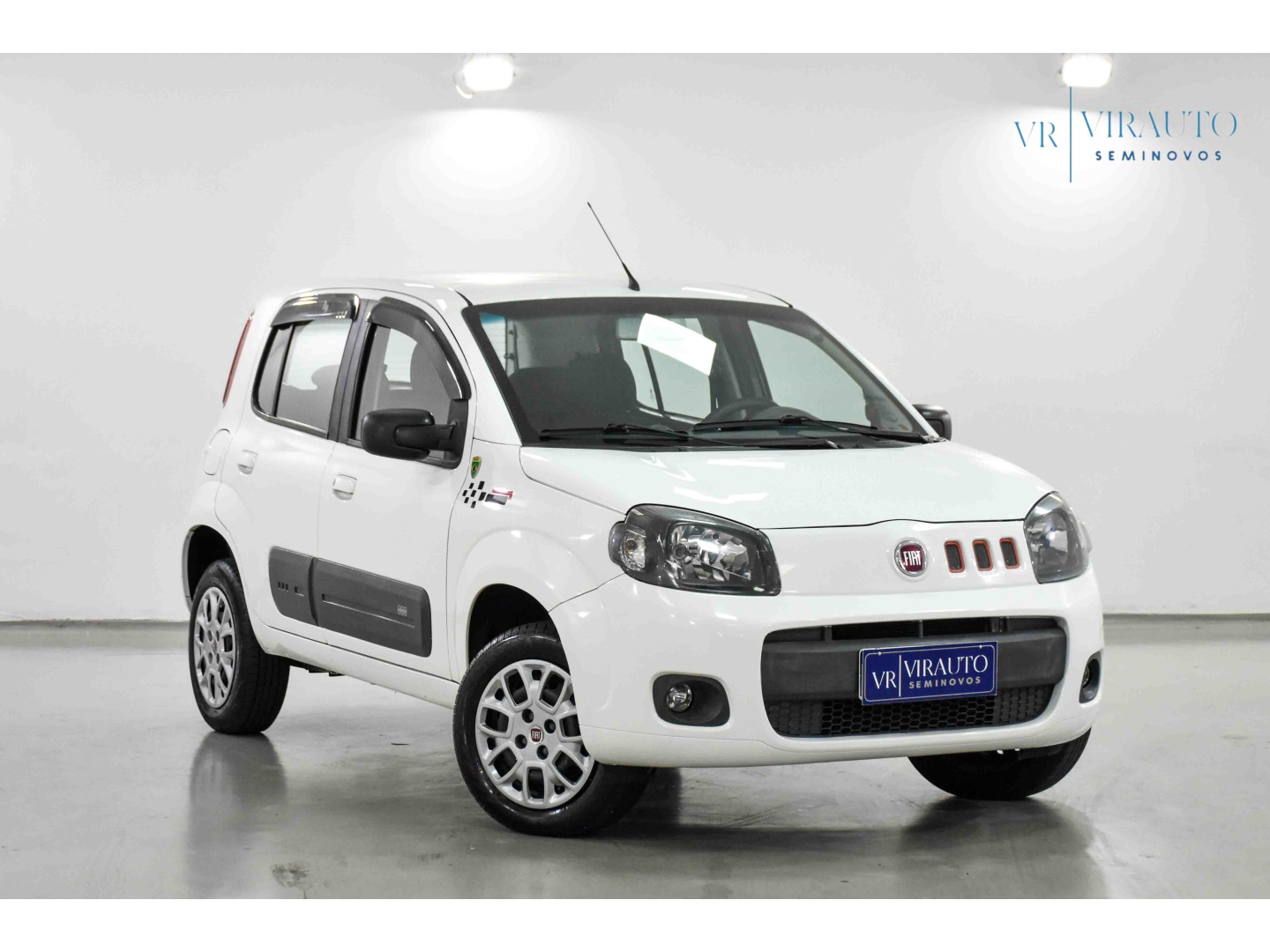 FIAT UNO 1.0 EVO VIVACE 8V FLEX 4P MANUAL