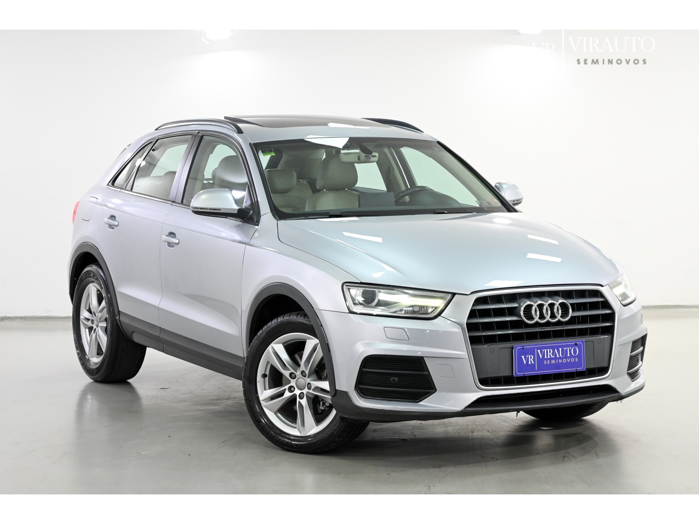 AUDI Q3 1.4 TFSI AMBIENTE FLEX 4P S TRONIC