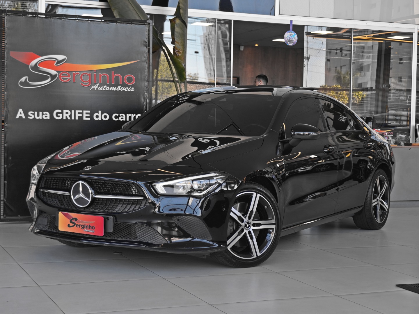 MERCEDES-BENZ CLA 250