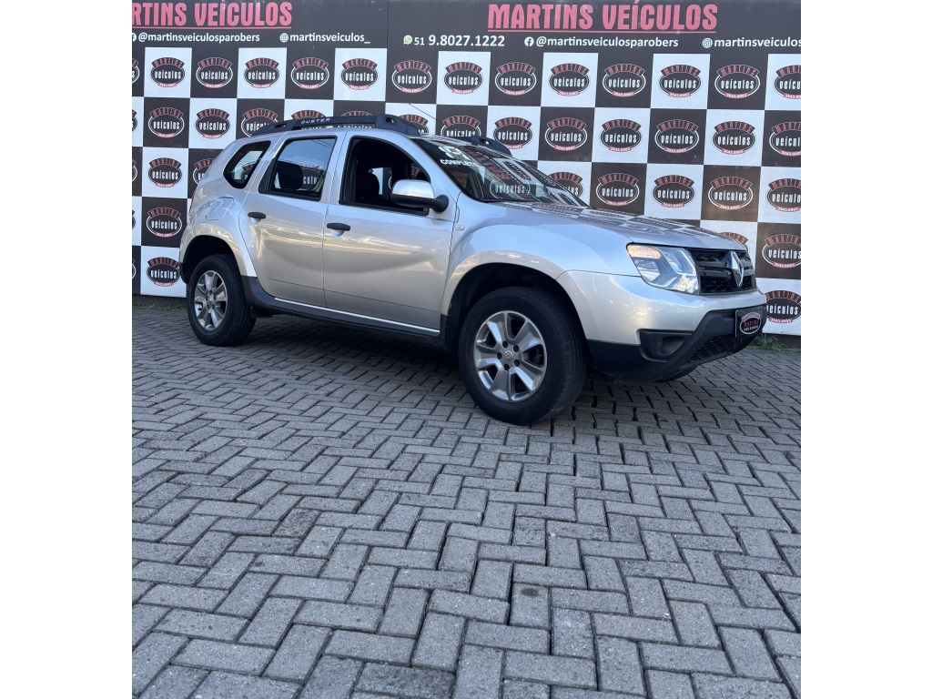 RENAULT DUSTER