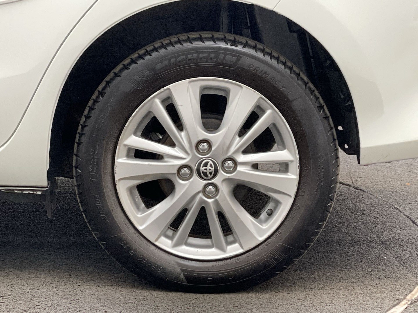 TOYOTA YARIS 1.3 16V FLEX XL MANUAL