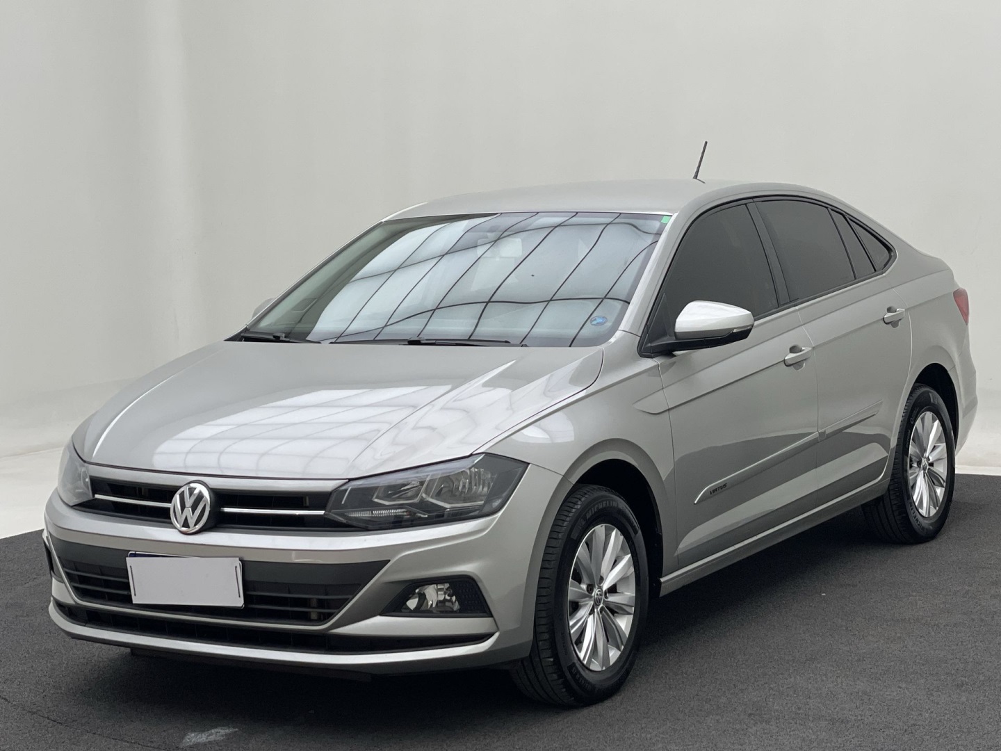 VOLKSWAGEN VIRTUS 1.6 MSI SENSE TOTAL FLEX AUTOMÁTICO