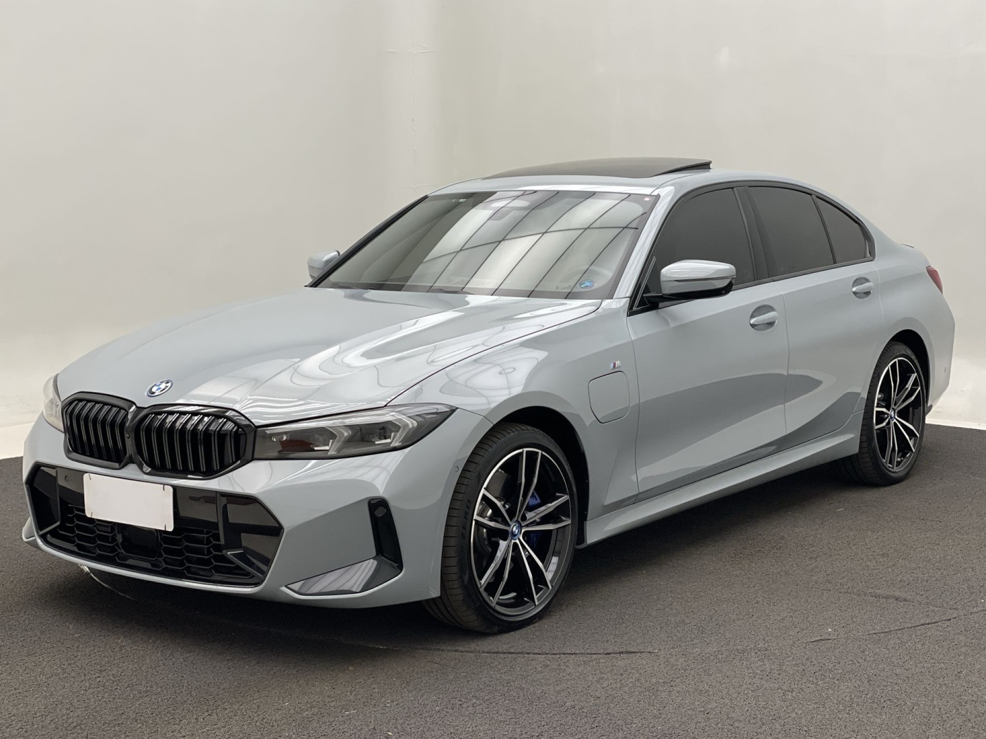 BMW 330e 2.0 16V TURBO HÍBRIDO M SPORT AUTOMÁTICO